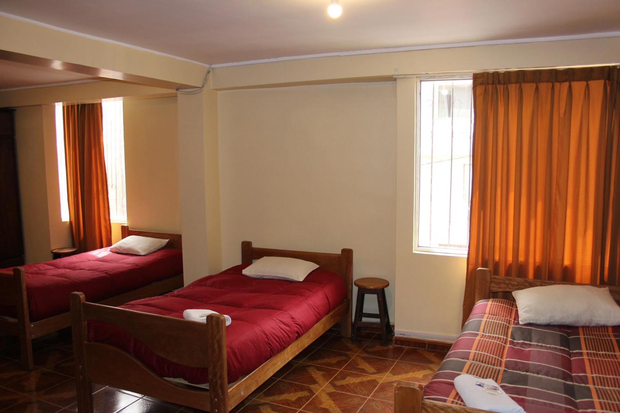 Cuscopackers Hostels Exterior photo