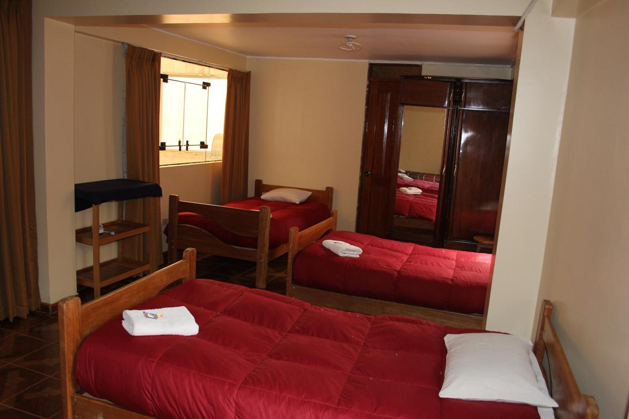 Cuscopackers Hostels Exterior photo
